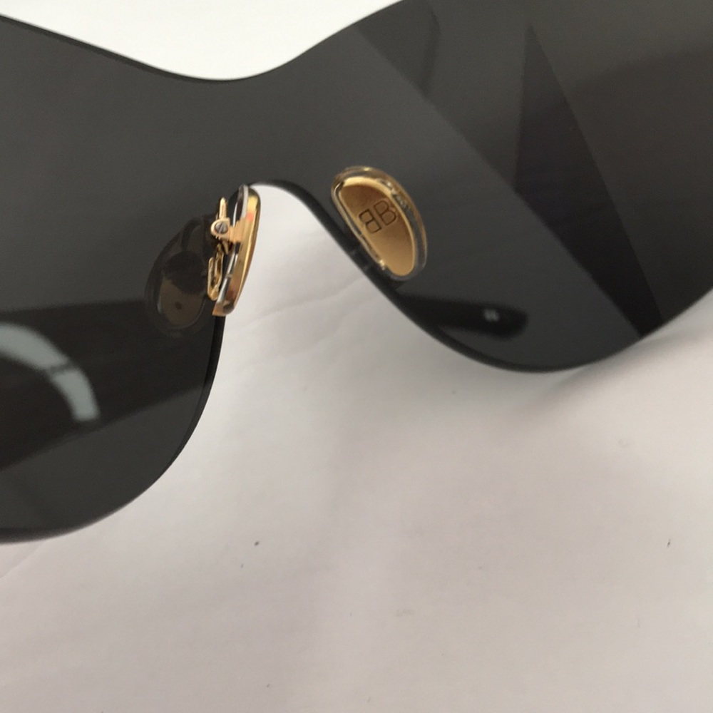 New - Balenciaga BB0122s 004 Women's Black Mask Round Sunglasses - Picture 12 of 17